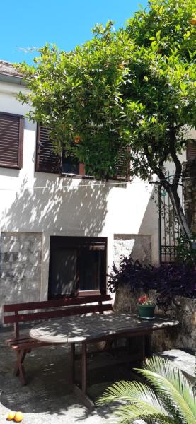 APARTMAN Biser